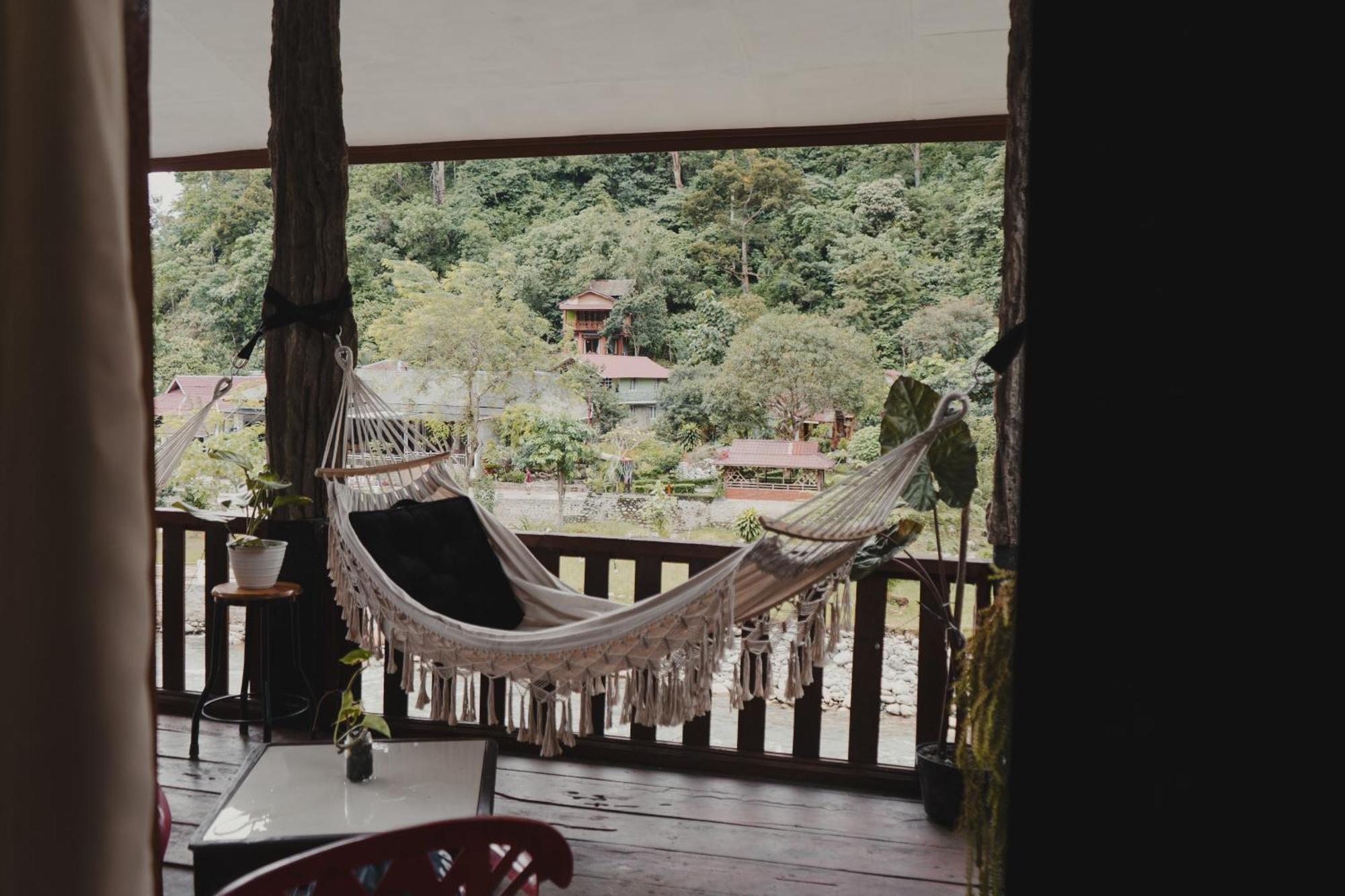 Charlys Little House Bukit Lawang Exterior foto