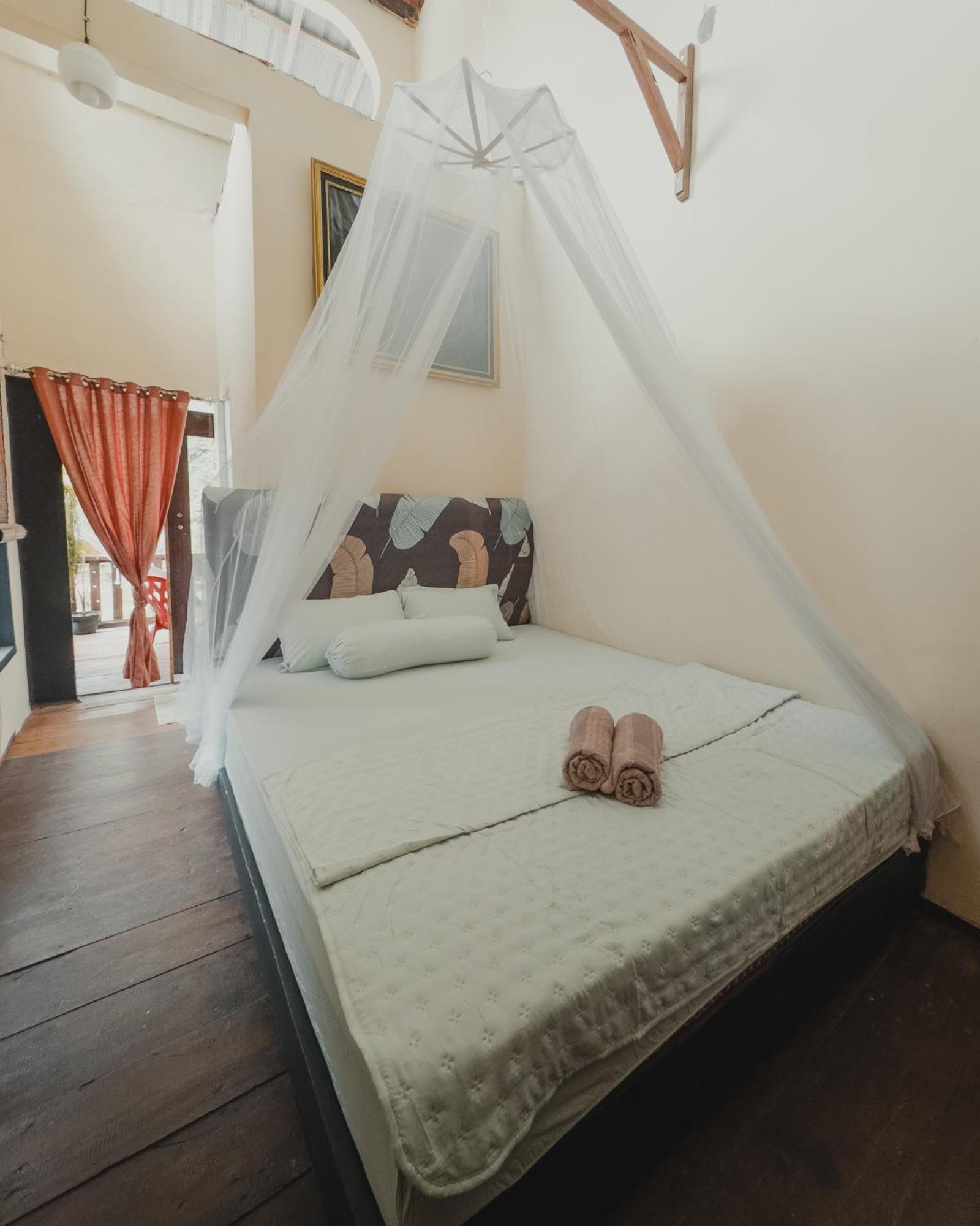 Charlys Little House Bukit Lawang Exterior foto
